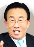 Gyeongsangbuk-do Governor Kwan-Yong Kim