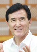 Hamyang Mayor Chang-Ho Im