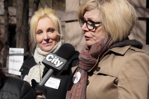 Member of Provincial Parliament (Ontario) Cheri DiNovo will be reading the petition to end dog and cat meat in Canada in the Legislation of Ontario.